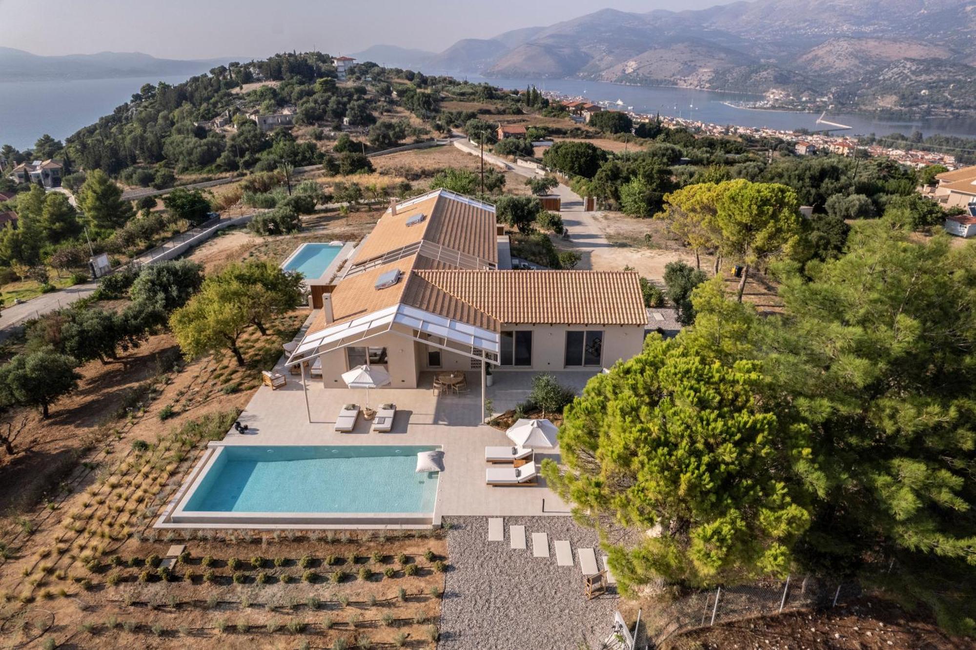 Avertosia Luxury Villas Аргостолион Экстерьер фото